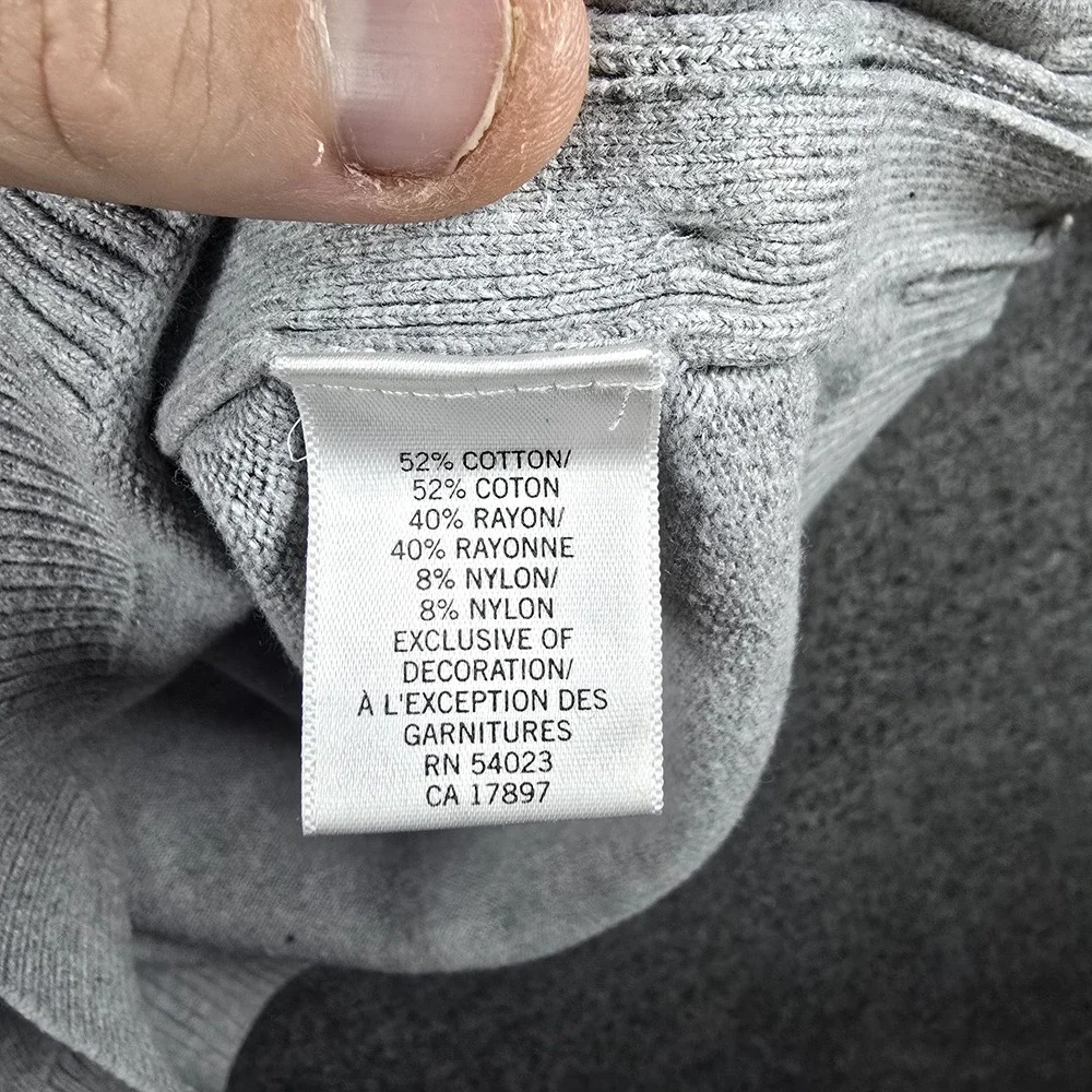 Banana Republic Women L Grey/Gray‎ Pullover Sweater W Button Side Closure
